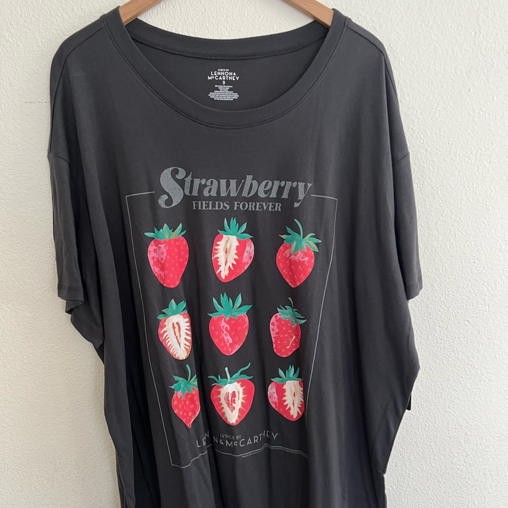 Grey torrid t shirt, 3x.